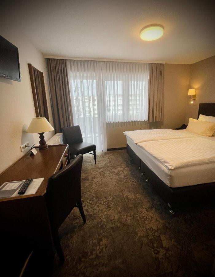 Hotel Regina Λουντβιγκσχάφεν Εξωτερικό φωτογραφία